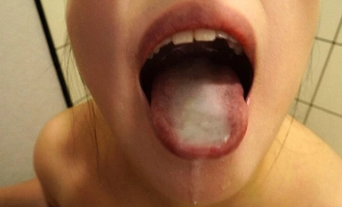 PYM-479 Sperm Drinking Amateur Girl Blowjob Instant Gokkun Documentz!
