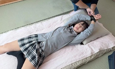 TANG-001 Voyeurism, การสะกดรอยตาม, การทำร้ายร่างกายที่บ้าน, การข่มขืนอย่างโหดร้ายของนักสะกดรอยตามจริง