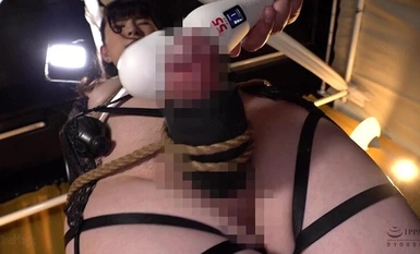 CNY-012 種子男的女兒請逗弄他的變態巨屌赤目本里