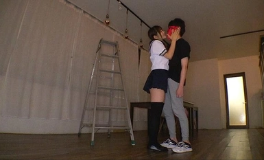 [Phá hủy khảm] LUKE-035 Nhìn chằm chằm và thì thầm dụ dỗ tiếp xúc gần gũi Một nữ sinh nhỏ quỷ dị dâm đãng quyến rũ và quá dễ thương Rei Misumi