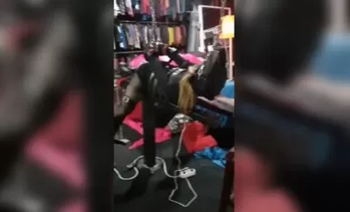 [Sumber langka terbaik] Pelbagai jenis video pendek jarang dipilih BB minum bir KTV menunggang dan melakukan hubungan seks di jalanan melancap wanita mencukur rambut mereka menunjukkan pelbagai teknik unik versi HD 720P
