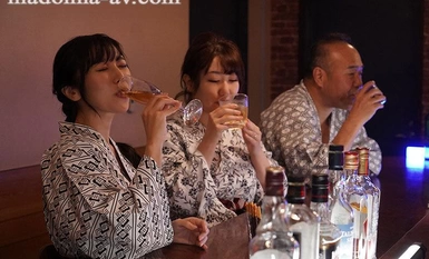 JUQ-684 Seks dekat - Saya terlibat dengan alkohol dan perselingkuhan dalam perjalanan mata air panas dengan bos suami saya - Aya Ueha