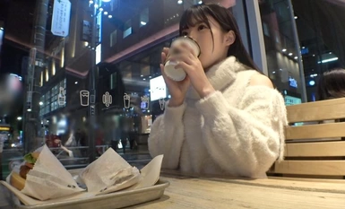 [SIRO-5242 [胃口大开的修身女孩：食欲旺盛性欲旺盛吃得好的女孩性欲也旺盛美丽苗条的女孩会受到责备，会感觉到，会高潮迭起！ 窈窕淑女，君子好逑！