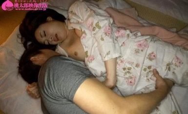 MMPB-035 Sensitive Married Woman who is Immersed in the Pleasure of Night-Time Sex Even Though Her Husband is Next Door...
