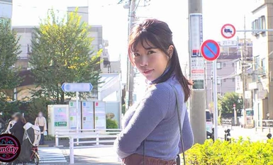 FJIN-021 壞女人美容師 我愛上了一個美麗的女人，她用 1 厘米的布摩擦她的豐滿屁股來誘惑和挑逗我......綾瀨真菜