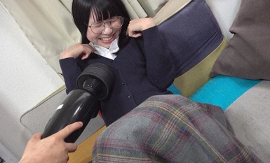 RPIN-082 Seorang guru sekolah menjejalkan yang tulen dan ingin tahu dari segi intelek muncul dalam AV untuk mencari pengetahuan baharu! Dia mendapat fucked oleh batang yang besar dan memancut ketika dia memancut.