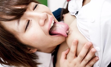 EVIS-528 ビン勃ち長乳首むしゃぶりアクメレズ