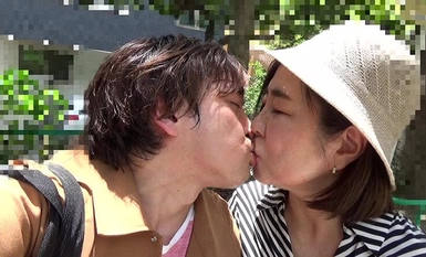 PARATHD-3951 与奶奶的乱伦温泉之旅--一直对性充满渴望的孙子插入了他绝对禁忌的鸡巴！