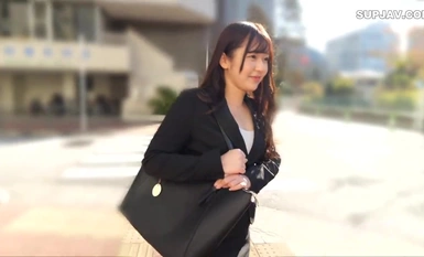 FC2-PPV-4404909 [จำกัด ] หน้าอกใหญ่อวบอิ่มสูทรัดรูป! เด็กจบใหม่วัย 22 ปี กับสัตว์ประหลาดที่มีความต้องการทางเพศ ฉันโดดงานและมีเพศสัมพันธ์กับน้ำแตกเหงื่อออกขณะสวมชุดสูทขณะออกไปข้างนอก