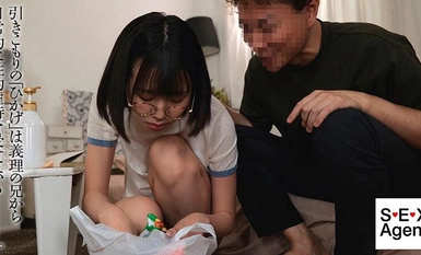 [马赛克破坏] AGAV-104 我隐居的小姨子可以随时使用我的小穴，作为交换，她要为我跑腿。 日向日影