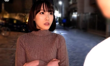VEC-642 白石桃子（Momo Shiraishi）被带入屋内并在屋内性交的已婚兼职美女