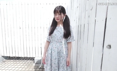FC2-PPV-4386388 [未删节] 年轻面孔，沉着冷静，在职员工，健康与安全**，穿着肮脏的蓝色强奸性..！她声音淫荡，高潮不断！