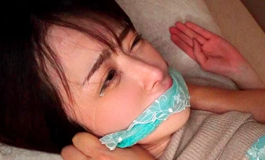 [Tiêu hủy khảm]BONY-089 Một người phụ nữ xinh đẹp sống một mình bị một nhóm tội phạm tàn bạo nhắm đến và bị bôi kem trong nhà Honoka Tsujii