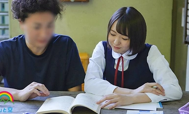 SORA-524 Yura Hinata Yura, ang nakatatandang kapatid na babae na nag-aalok ng kanyang puki bilang kapalit upang protektahan ang kanyang nakababatang kapatid na si Sara mula sa kanyang abnormal na sekswal na tiyuhin