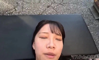 FC2-PPV-4382138 奇跡の復活！！凍結からの再販売！！１８歳、美巨乳！！Gカップ、完全顔出し、大学１年生、色白シルキースキン！！トランクルームの影に隠れて、やりたい放題！電車丸見え立ちバック！！野外露出、野外SEX、中出