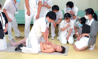 SVSHA-012 ปฏิบัติการโรงเรียนพยาบาลที่น่าอับอาย 2024 ที่นักเรียนทั้งชายและหญิงบริจาคร่างกายเปลือยเปล่าและให้คำแนะนำภาคปฏิบัติในชั้นเรียนคุณภาพสูง