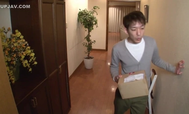 [모자이크 파괴] NHDTA-681 바이브 자위로 오르가즘을 느끼는 언니의 경련하는 엉덩이를 훔쳐본 남동생이 참지 못하고 뒤에서 즉사!