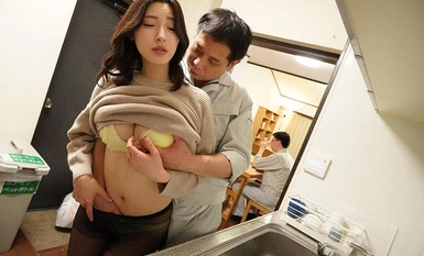[モザイク破壊]NKKD-292 デカチン完堕ちNTR 汗臭い業者達のごん太巨根をぶち込まれ恥ずかしいアソコをメリメリ配管工事されためっちゃ美人な貞淑妻 森沢かな
