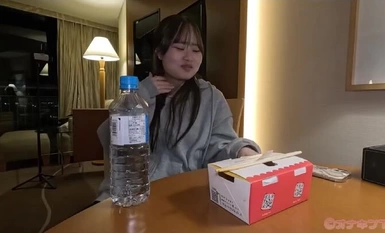 FC2-PPV-4353819 仅限几天 30%OFF [完全公开] 爆乳18岁少女，我在交友服务上认识的，当时毕业旅行心情好，就上了她。她是我的闺蜜，她是我的闺蜜，她是我的闺蜜，她是我的闺蜜，她是我的闺蜜，她是我的闺蜜，她是我的闺蜜。