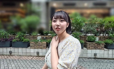 546EROFV-253 素人JD【限定】Haru-chan 21歲 走路就如藤蔓般搖晃的超強身體JD！ ！享受沉重的巨乳和大屁股的同時中出性愛！ ！