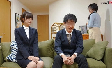 SDAM-103 - 你结婚了吗？她试图让每晚来检查她造人情况的爱管闲事的母亲光着屁股干她......但她渐渐火了起来，两人滑腻地结合在一起！然后，他们进行了一场真正的造人射精性爱！