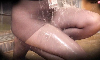 [モザイク破壊]SDJS-248 タオル一枚男湯入ってみませんか？研修2024 羞恥を乗り越え浴場放尿！黒ストッキングマッサージから口やワギナで精液採取！そしてま、まさかの男潮まで？！SOD女子社員6名がキャリアアップ目指して各々異なる課題に奔走！