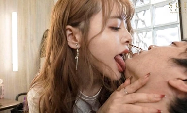 [Mosaic Destruction] STARS-392 Yuna, pendandan rambut erotik dan comel yang popular, sebenarnya seorang pencium yang keterlaluan Dia menggoda pelanggan