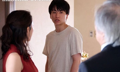[马赛克破坏] ROE-212 父亲退休后......，我们母子俩看到了一个缺口，互相吞噬了对方的身体。 水野由香