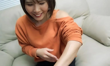 FTHT-195 Habang sinasabing "Medyo na lang", sobrang curious siya sa matigas niyang titi! Ang cum cum squeezing handjob ng amateur na babae 2