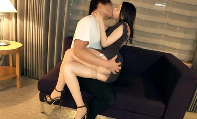 [モザイク破壊]259LUXU-1574 ラグジュTV 1566 今まで相手に合わせてセックスをしてきたと語る彼女。結婚する前に自らの欲望を発散したい！久しぶりの若い男根を目の当たりにし、味わうようにフェラテク披露！非日常の快楽に全身が支配され、思う存分イキ乱れる！