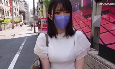 FC2-PPV-4335221 【數量有限立減1000分】【大陰道美女！ 】 貪圖SEX的淫蕩運動員登場！ 巨乳H罩杯、蛇舌的魅魔！ [穗香（27）] [評論獎勵]