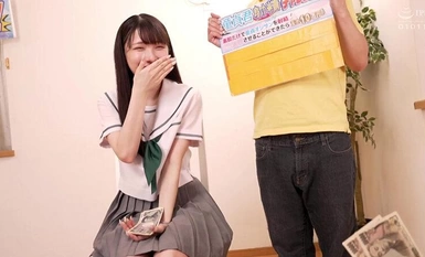 KING-229 学校帰りの無垢J〇が童貞男性の上でぎこちなく腰を振る『オイル素股』に挑戦！ヌレヌレの割れ目に亀頭の先っちょを挿入したら『（/ω＼） イヤン◆』と言いつつも中出しまで許してくれる！？～るか編～