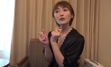 FC2-PPV-4331307 ★外表★素人來搞頑皮的事！案例#33 為處女刷筆的美麗女士香苗（29）的案例【附贈品】