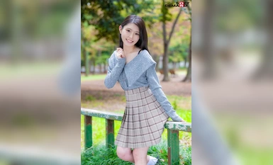 MOGI-131 [初拍] 147cm嬌小美少女，大學一年級學生，前兒童演員，整天跳JAZZ。最好的性愛是勒死性遊戲，這讓她潮吹又潮吹。 ] 綾瀨真香