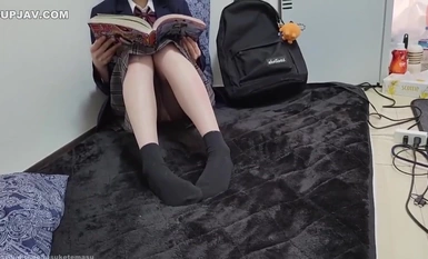 FC2-PPV-4328614 Noo-chan. I called her home for my birthday and had her 2nd raw creampie.