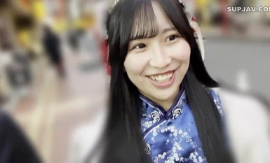 FC2-PPV-4328046 【無修正】【ピストンマシーン】「♡チン・チン・が・ほしい♡」チャイナドレスを着る淫婦発言！伝統的な格好とカラーで融合されたスタイルで淫靡な魅力を放っています。
