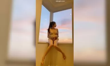 韩国健身美女♥jena♥，丰满的胸脯在餐厅也是焦点，纷纷拍照，夕阳美美！
