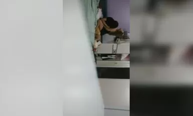大寶尋花探會所返場KTV極品女，吊帶睡衣扣穴調情，69姿勢舔逼，翹起大屁股邊自摸邊舔屌