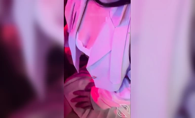 海角亂倫【會噴水的親姐姐】強上姐姐後續又又又更新了！喝到微醺了就去開放造愛！初次嘗試肛交，姐姐哇哇地慘叫！黑絲粉絲美腿大屁股，豐滿尤物