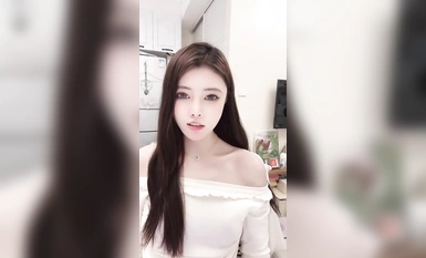 好美！頂級女神人間尤物【婉月】完美~驚艷！站立插逼 (1)