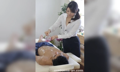 [การทำลายโมเสค] JUC-768 เปิดตัว AV Esthetician ที่แต่งงานแล้วที่ใช้งานอยู่! - ยูนะ ไอโนะ