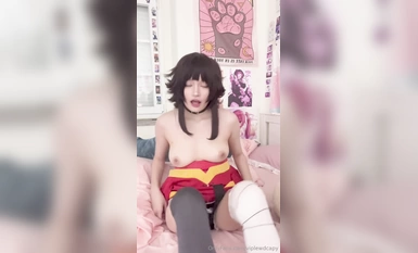 极品大奶美女自慰