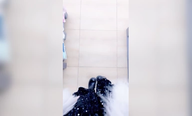 Saudari diraja yang ganas anchor@daixiteacher (Mimi Mimi Peach) memakai vibrator dan mendedahkan dirinya untuk memikat juruteknik SPA lelaki (11)