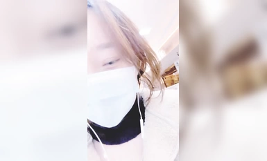Saudari diraja yang suka berlagak anchor@daixiteacher (Mimi Mimi Peach) memakai vibrator dan mendedahkan dirinya untuk memikat juruteknik SPA lelaki (7)