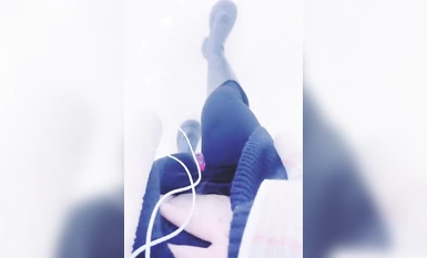 Saudari diraja yang suka berlagak anchor@daixiteacher (Mimi Mimi Peach) memakai vibrator dan mendedahkan dirinya untuk memikat juruteknik SPA lelaki (7)