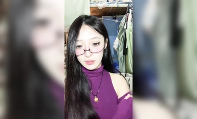 抖音10w粉反差网红@灌汤饱饱阿嘿颜尺度视频合集（3）