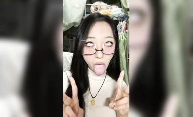 Douyin 10w fan kontras selebriti internet @guantangbaobaoaheyyan koleksi video standard (1)