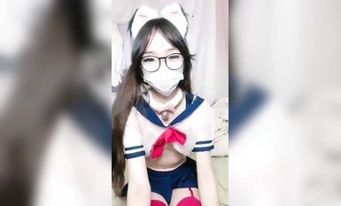 Shenzhen Luohu berkaca mata gadis sekolah [Sleepy Rabbit Acridine] Stoking JK kemahiran tarian kuda sekeping sangat kuat dan badannya fleksibel, gadis itu kecil molek dan mempunyai faraj yang besar! Sisipan alat peraga yang gila (4)