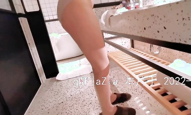 Cuộc hẹn độc quyền với nữ thần gia đình tốt nhất "sexydoll" - em họ của tôi đã bị đụ sau khi tắm