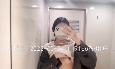 专约极品良家大神『sexydoll』-高铁露出，广州大学生炮友